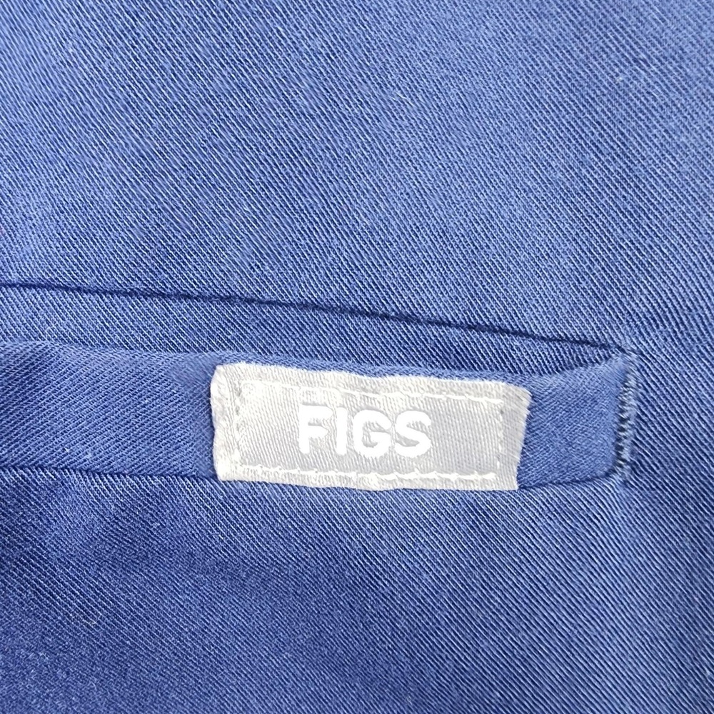 FIGS Scrub Set Womens L Blue Technical Collection Casma V Neck Top Cargo Pants - Picture 3 of 16
